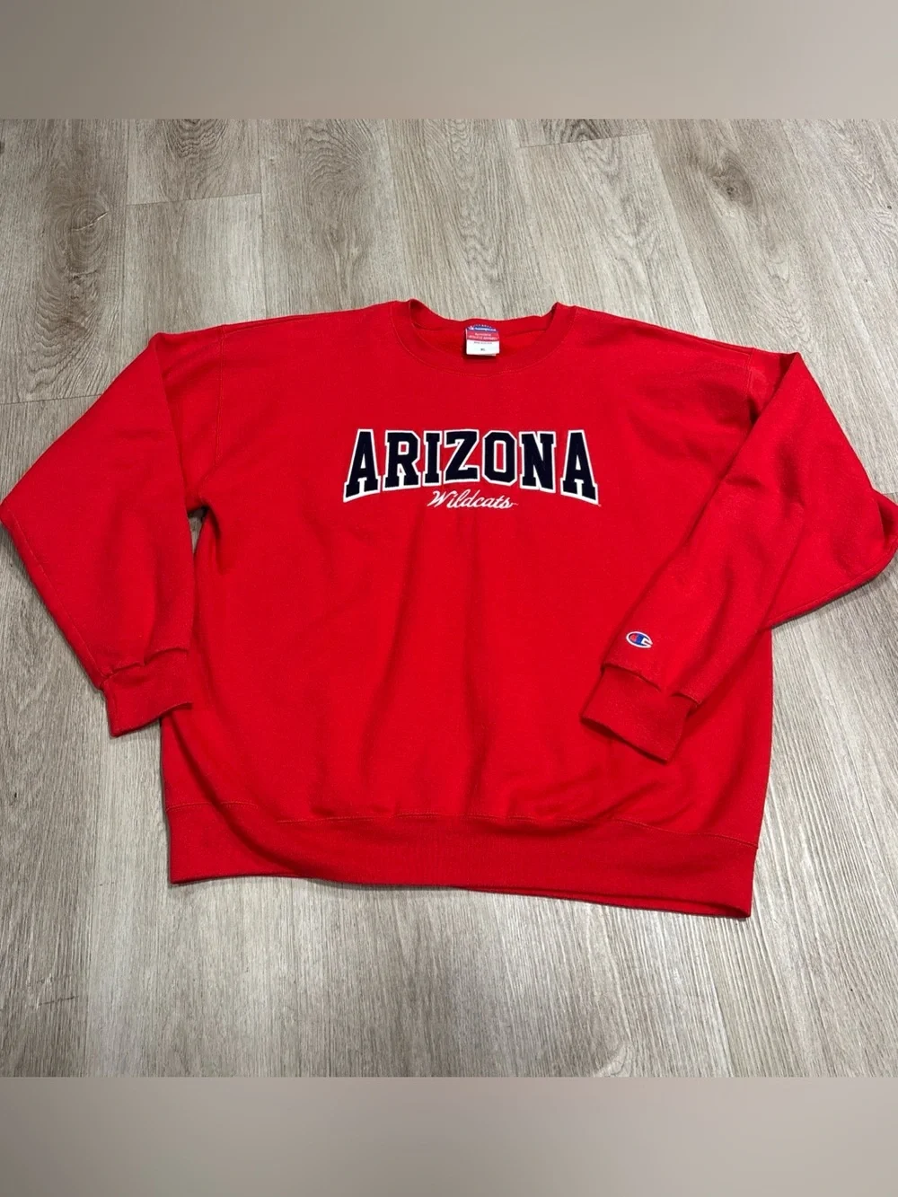 VTG Champion Arizona Wildcats NCAA Crew Neck Sweatshirt  XL Spell Out Logo